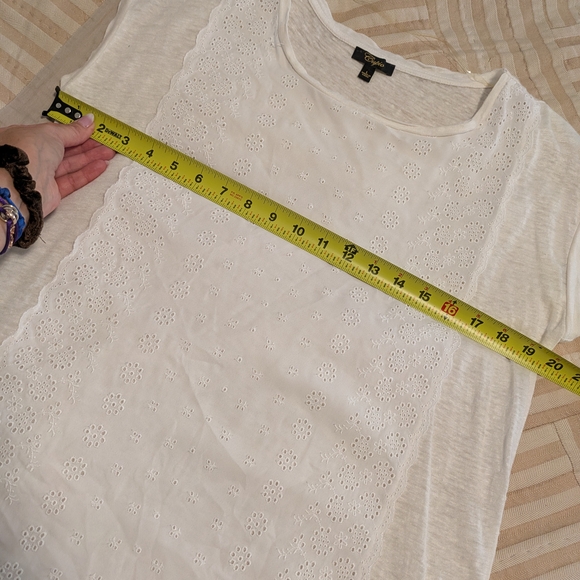 Elegant White Lace Women's Top - Picture 10 of 12